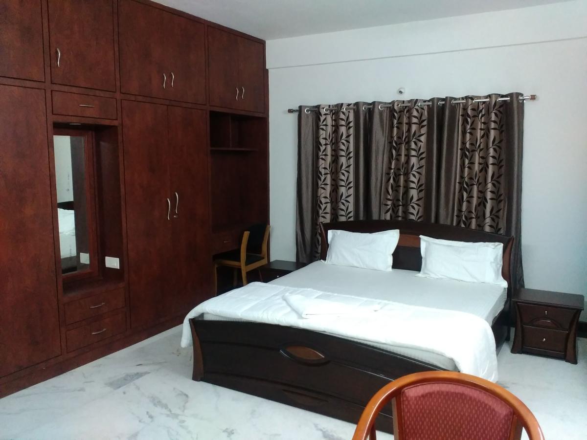 Fresh Living Prime Banjara Hotel Hyderabad Exterior photo